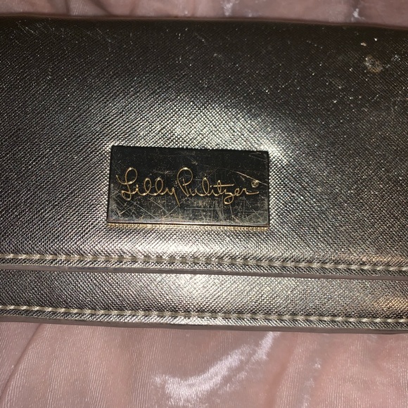 Lilly Pulitzer gold crossbody bag - Picture 2 of 6